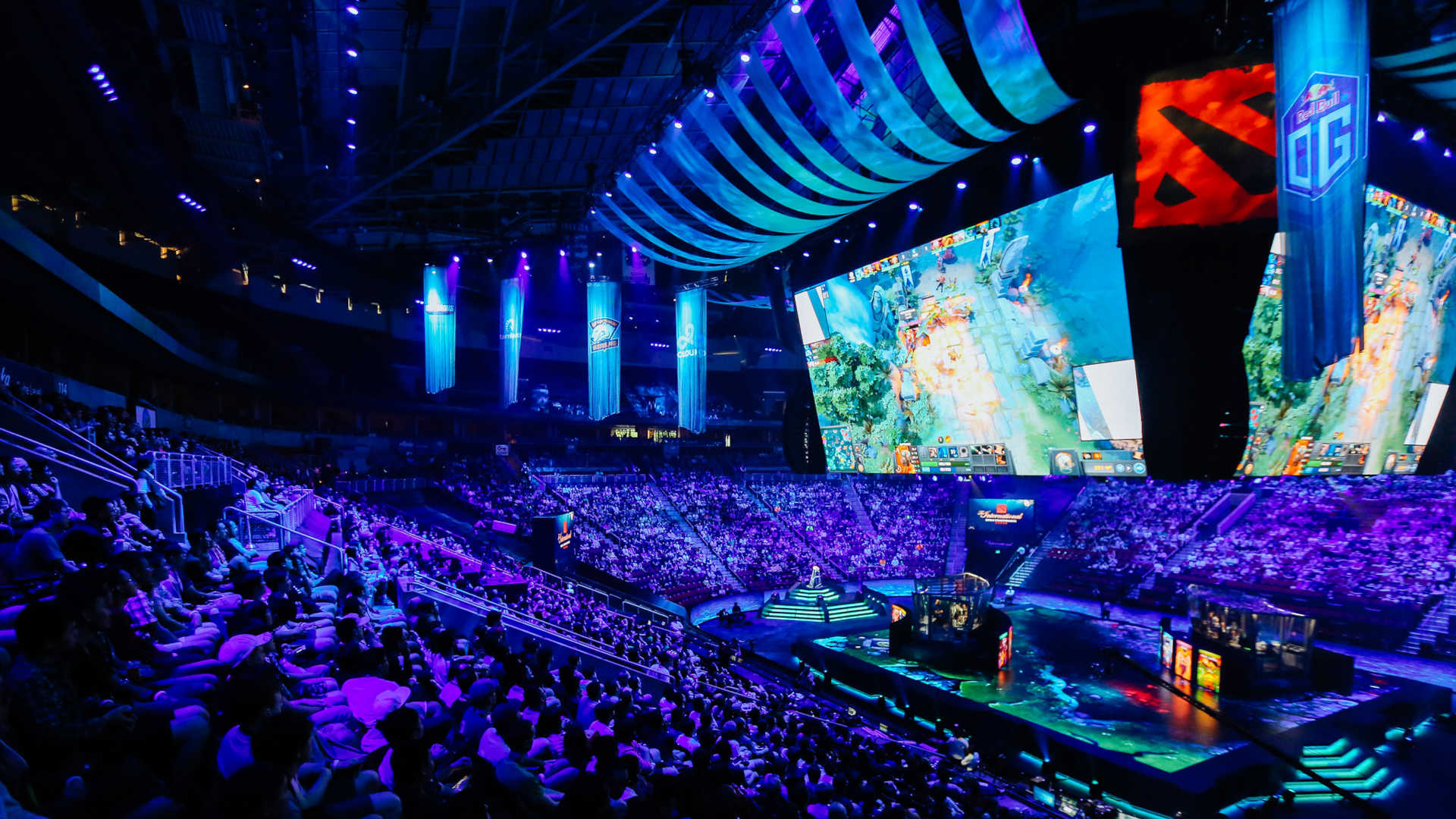 Kalendarz e-sportowy 2025